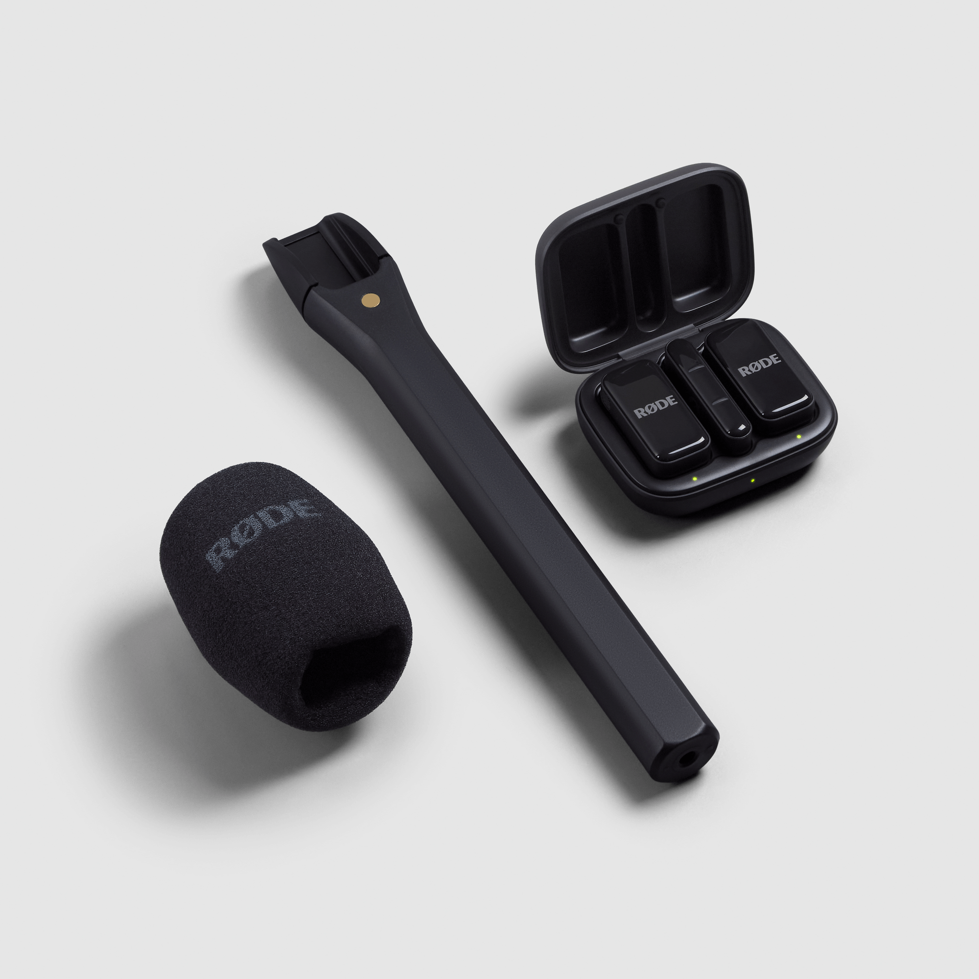 RØDE Micro Interview Kit | Ultra-Compact Wireless Interview System for Smartphones