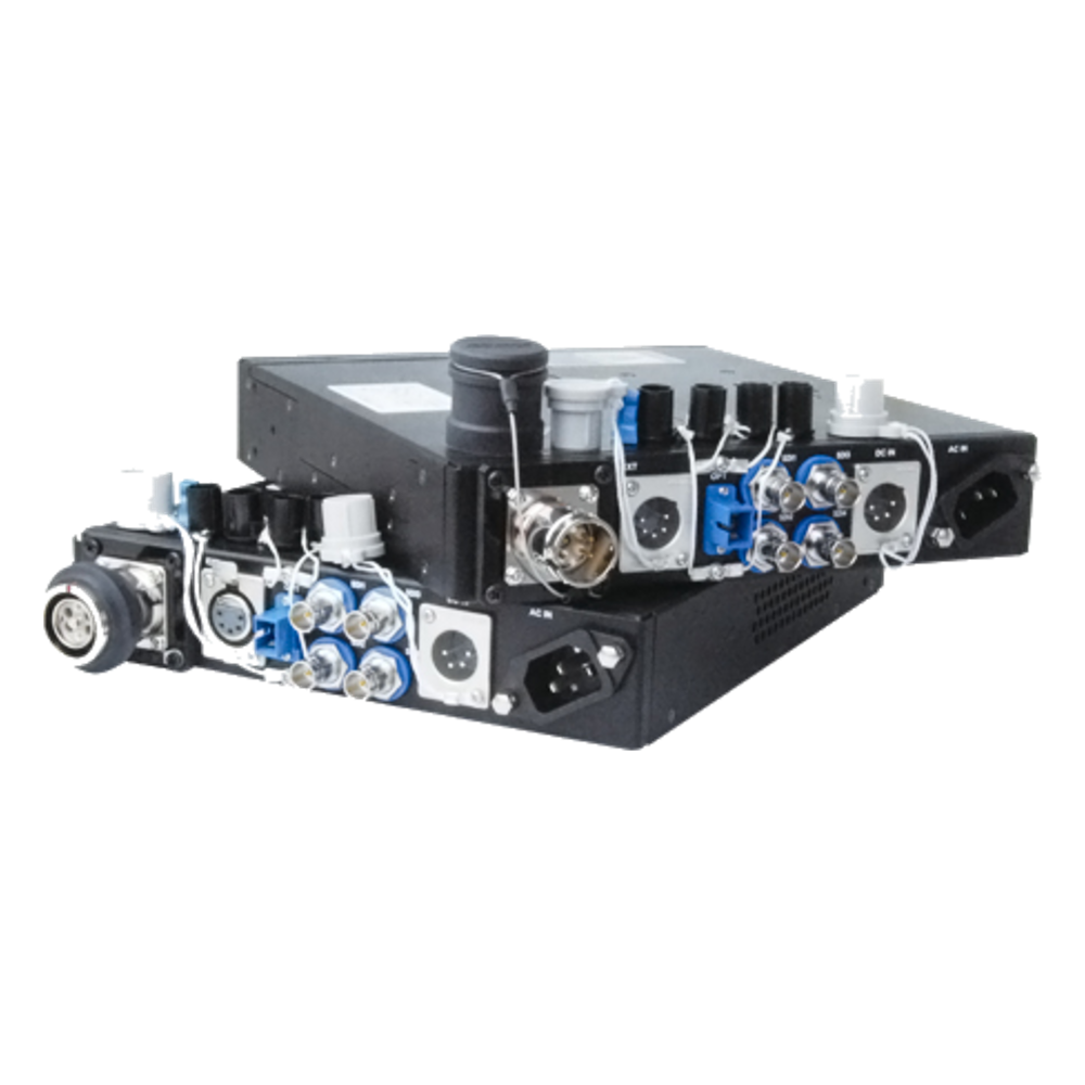 Canare FCBK4 rear panel with HFO connector and four BNC outputs