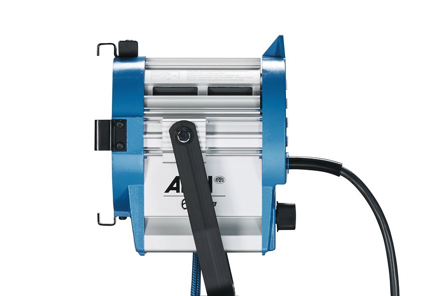 ARRI 650 Plus Tungsten Fresnel Lamphead (650 W)
