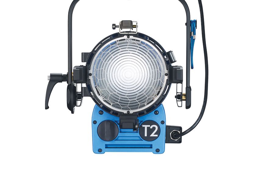 ARRI True Blue T2 2000 W Tungsten Fresnel Lamphead