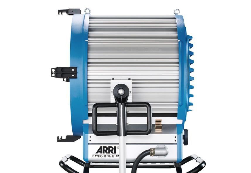 ARRI Daylight 18/12 18000 W / 12000 W Daylight Fresnel Lamphead (VEAM)